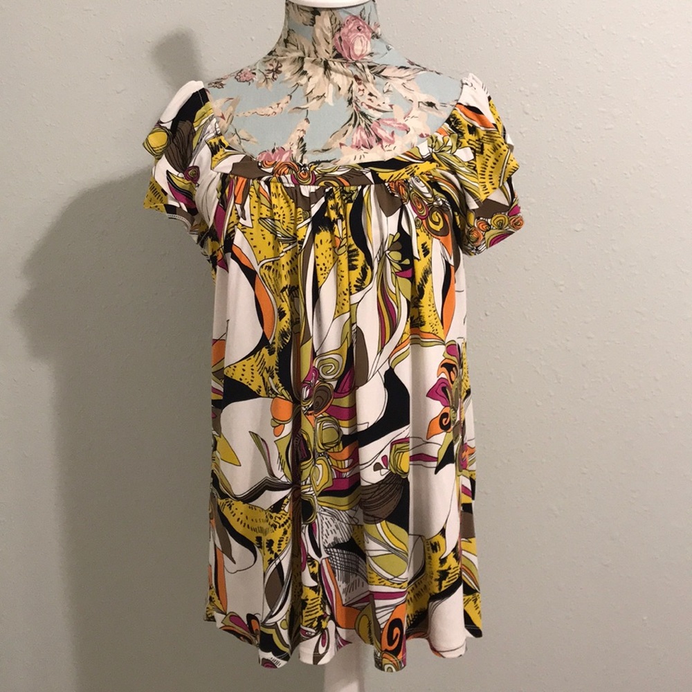 Print Top with cap sleeves